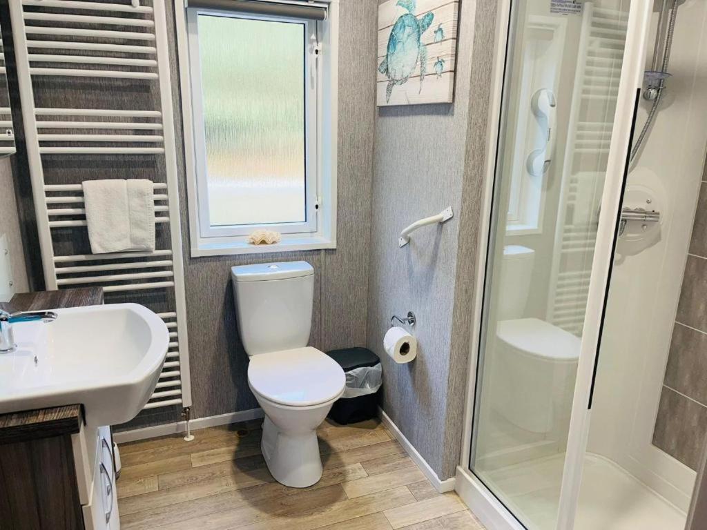 Ashworth Lodge With Hot Tub Barmby on the Moor Kamer foto